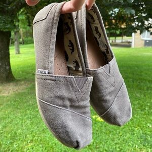 Toms size 7.5